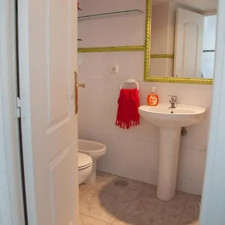 Seafront Unbeatable Location A *