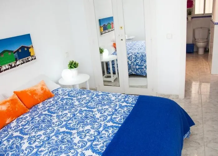 דירה Seafront Unbeatable Location A *