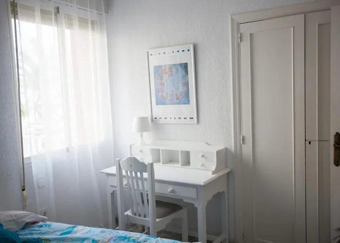 Seafront Unbeatable Location A *